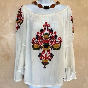 Embroidered Off-Shoulder White Top - L